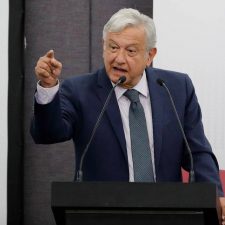 López Obrador arranca con el pie izquierdo