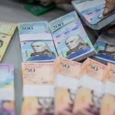 Crisis de Venezuela se desborda: FMI pronostica 10 millones por ciento de inflación anual