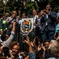 Las armas del ‘Presidente encargado’ Juan Guaidó