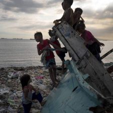 While Chile moves to ban plastic bags to help save the oceans, Trump rolls back pro-environmental agenda